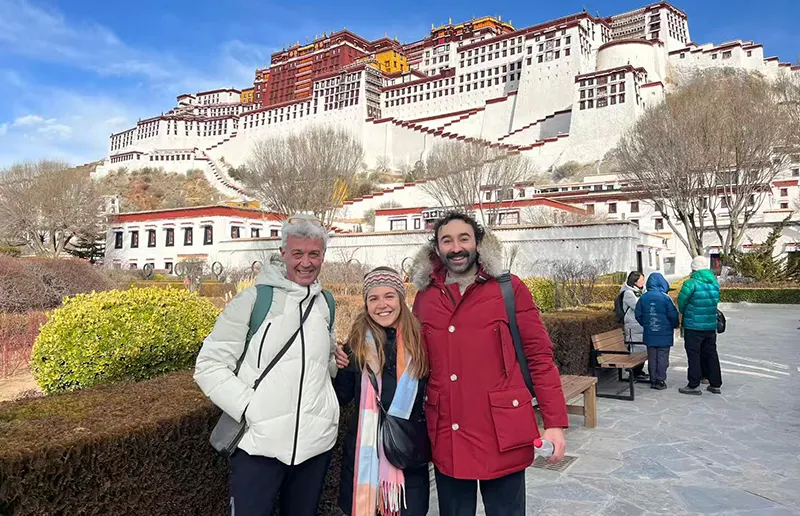How Many Days Should Spend in Lhasa? 2026 Planning Guide for First-Time and Second-Time Visitors