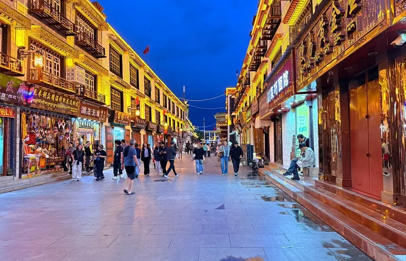 Lhasa Weather in July