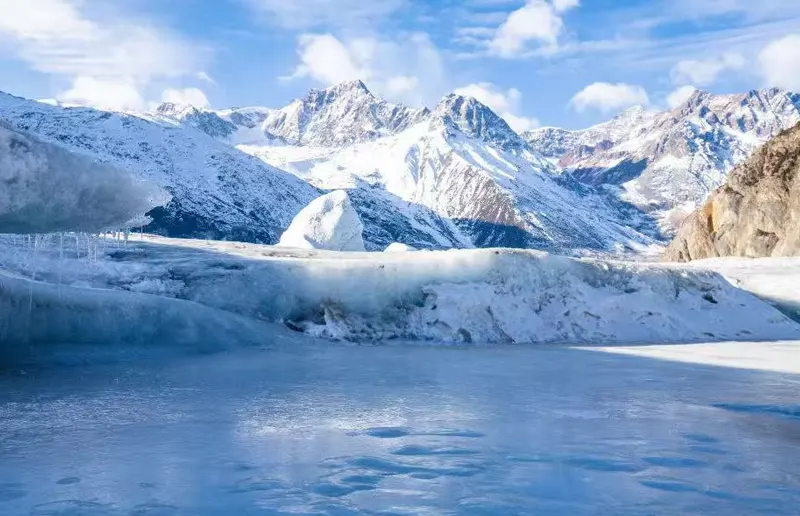 Laigu Glacier
