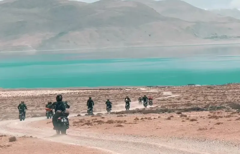 Lhasa to Kathmandu by Motorbikes