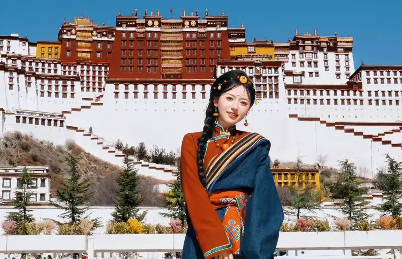Tibetan Dress Photo Shot at Potala Palace