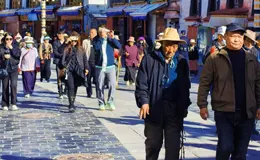 Barkhor Street