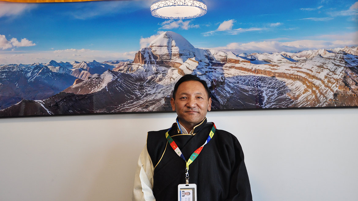 Tibet Horizon Local Tour Guide - Mr. Tenzin Jamphel