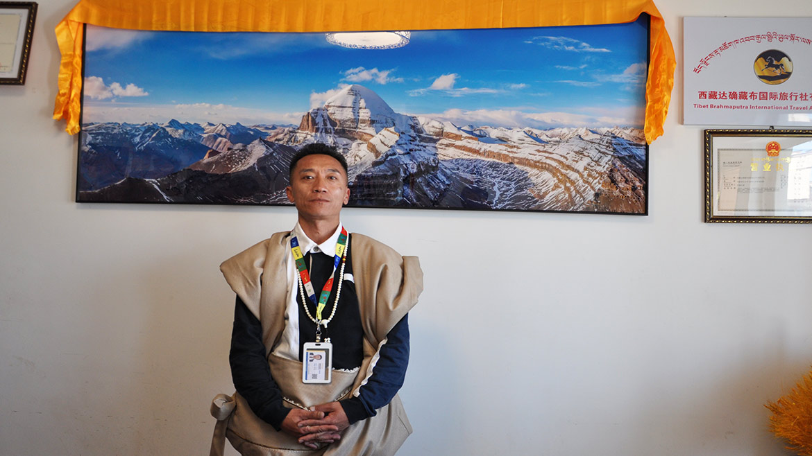 Tibet Horizon Local Tour Guide - Mr. Tseten Namgyal Tibet Horizon Local Tour Guide - Mr. Tseten Namgyal