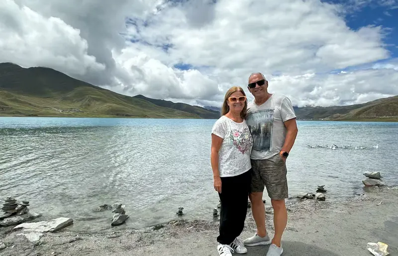 Yamdrok Lake in August