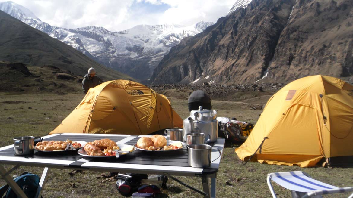 Trek from Ganden to Samye Monastery