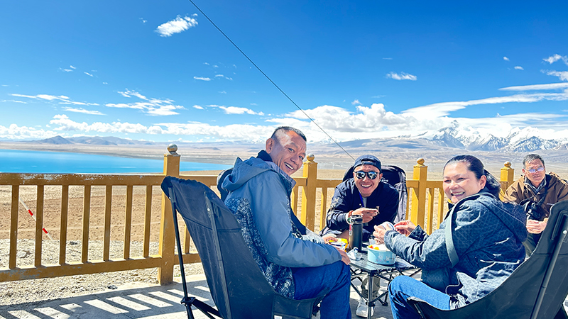 Rest by Mansarovar Lake Rest by Mansarovar Lake