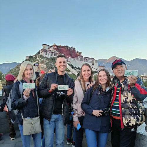 I Love Our Tibetan Local Tour Guide: Travel in Lhasa City