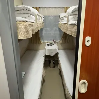 Xi'an to Lhasa train soft sleeper