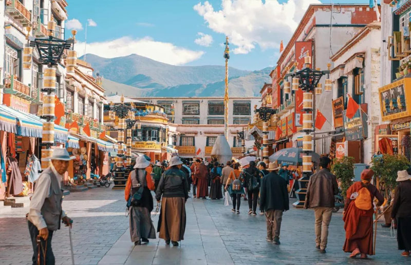Barkhor Street in Lhasa